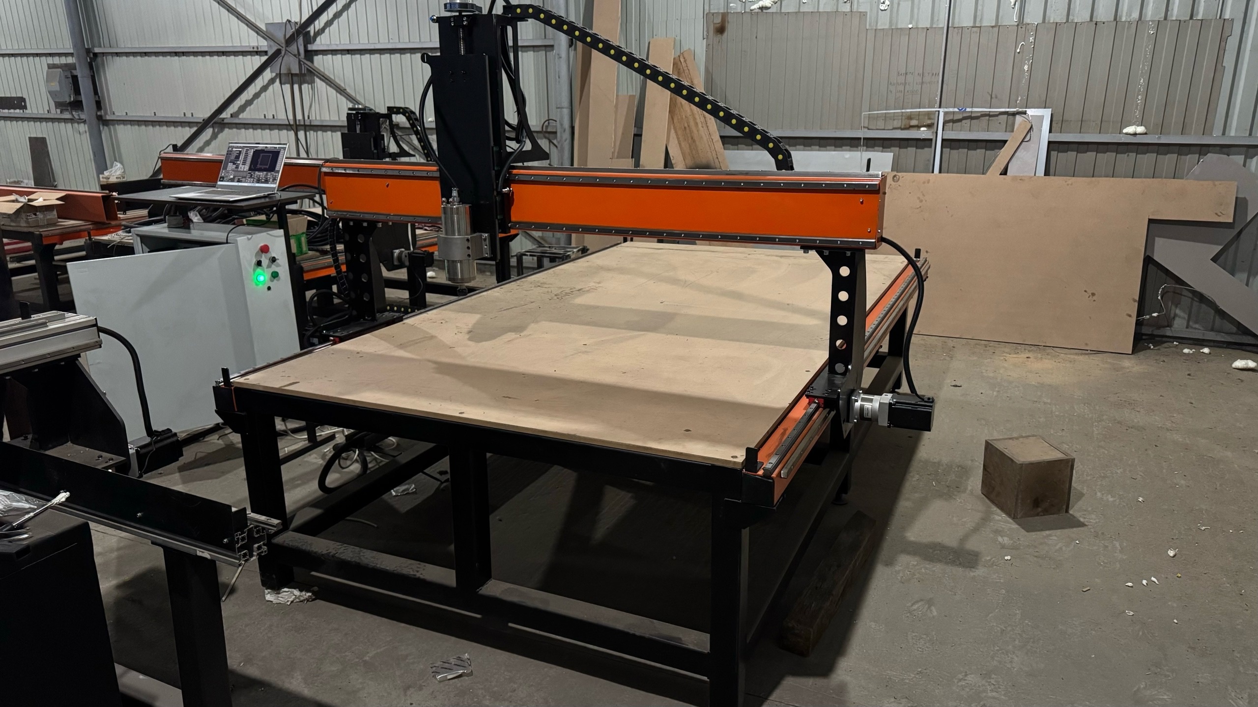 Фрезерный станок с ЧПУ - RS 2515