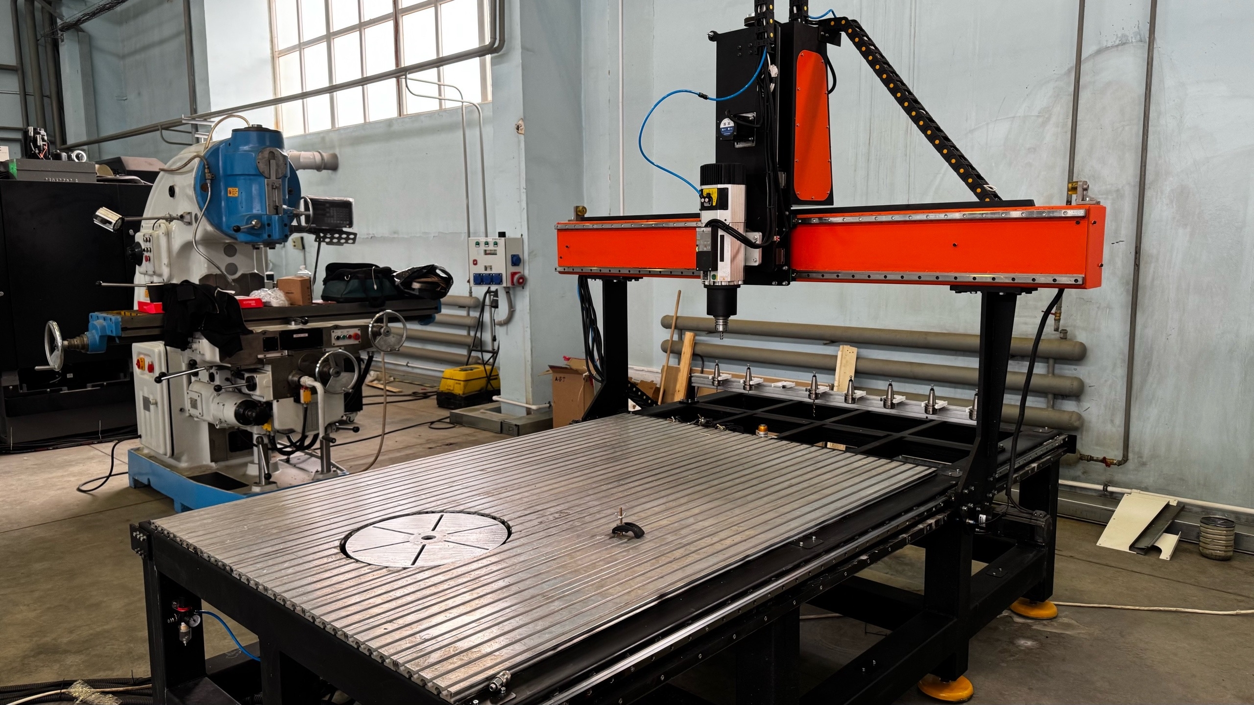 Фрезерный станок с ЧПУ - RS 2015 ATC